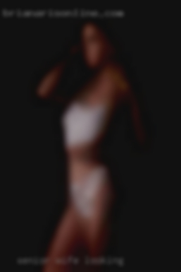 senior wife looking Oak Gridley nude girls for sex